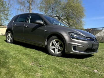 Авто Volkswagen E-Golf 2016 № 7666306