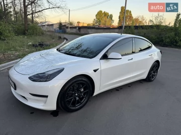 Авто Tesla Model 3 2022 № 7666342