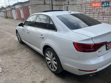 Авто Audi A4 2017 № 7666401