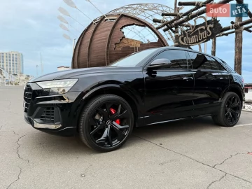 Авто Audi Q8 2019 № 7666424