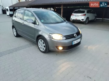 Авто Volkswagen Golf Plus 2009 № 7666451