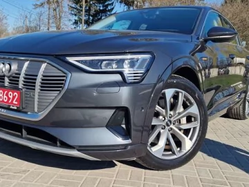 Авто Audi E-Tron Sportback 2020 № 7666601