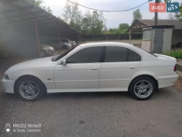 Авто BMW 5 Series 2000 № 7666643