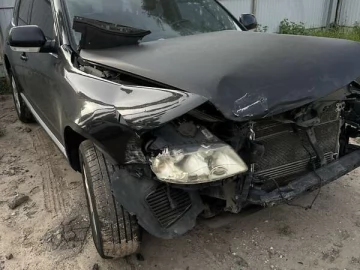 Авто Volkswagen Touareg 2004 № 7666692