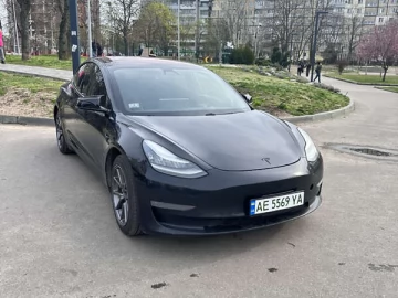Авто Tesla Model 3 2018 № 7666797