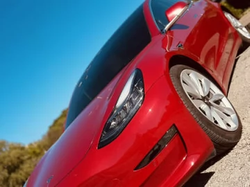 Авто Tesla Model 3 2018 № 7666799
