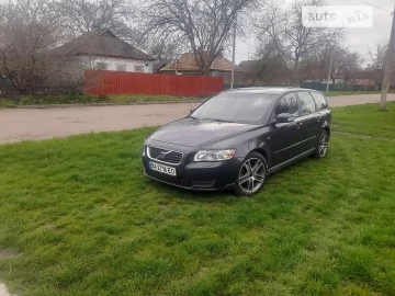 Авто Volvo V50 2009 № 7666891