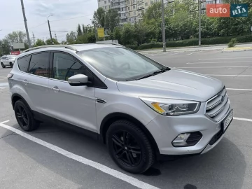 Авто Ford Escape 2017 № 7667087