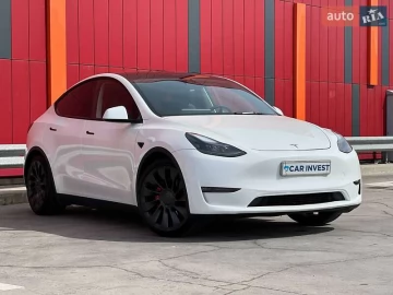 Авто Tesla Model Y 2023 № 7667137