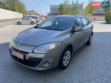 Авто Renault Megane 2010 № 7667200