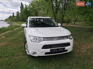 Авто Mitsubishi Outlander 2013 № 7667433