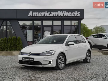 Авто Volkswagen E-Golf 2018 № 7667443