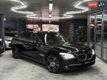 Авто BMW 7 Series 2010 № 7667453