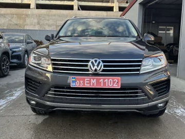 Авто Volkswagen Touareg 2015 № 7667576