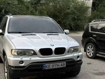 Авто BMW X5 2000 № 7668048