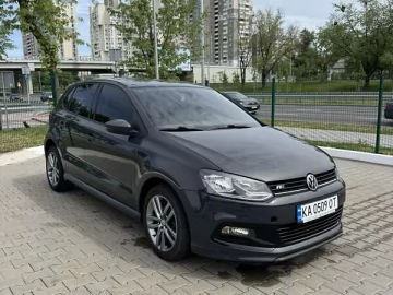 Авто Volkswagen Polo 2015 № 7668114