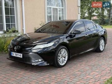 Авто Toyota Camry 2018 № 7668171