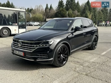 Авто Volkswagen Touareg 2019 № 7668189