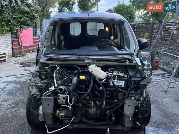 Авто Renault Kangoo 2019 № 7668357