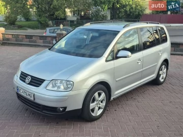 Авто Volkswagen Touran 2005 № 7668359