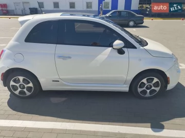 Авто Fiat 500E 2015 № 7668365