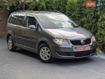 Авто Volkswagen Touran 2007 № 7668373