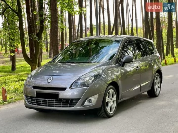 Авто Renault Grand Scenic 2010 № 7668395