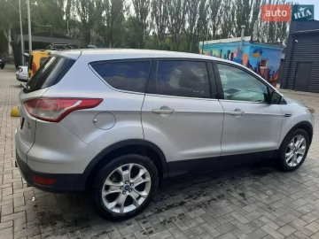 Авто Ford Escape 2013 № 7668449