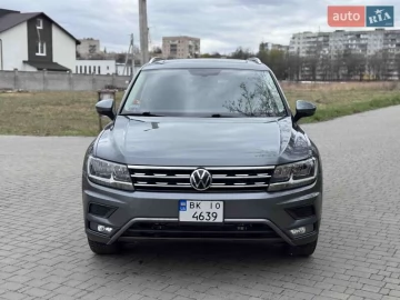 Авто Volkswagen Tiguan 2017 № 7668574