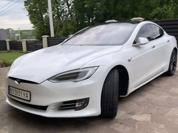 Авто Tesla Model S 2020 № 7668594