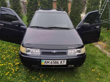 Авто ВАЗ 2112 2007 № 7668605