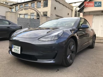 Авто Tesla Model 3 2023 № 7668673