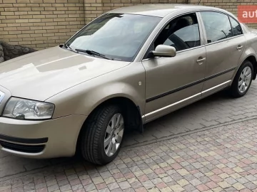 Авто Skoda Superb 2004 № 7668784