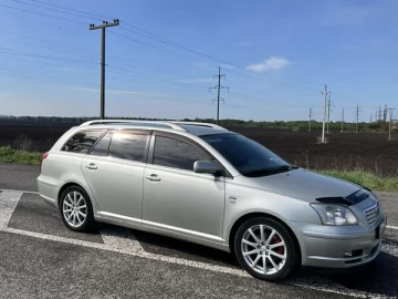 Авто Toyota Avensis 2003 № 7668888
