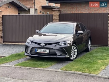 Авто Toyota Camry 2021 № 7668936