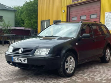 Авто Volkswagen Golf 2003 № 7668952