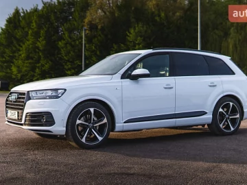 Авто Audi Q7 2017 № 7669042