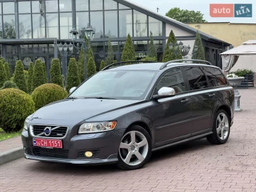 Авто Volvo V50 2011 № 7669110