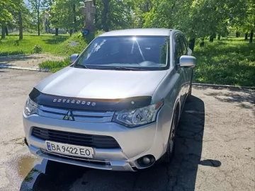 Авто Mitsubishi Outlander 2015 № 7669128