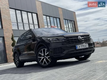 Авто Volkswagen Touareg 2020 № 7669192