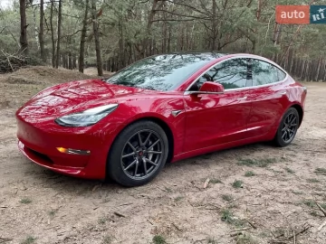 Авто Tesla Model 3 2018 № 7669328