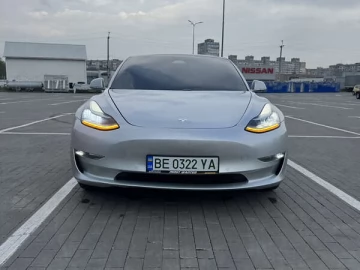 Авто Tesla Model 3 2018 № 7669330