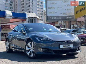 Авто Tesla Model S 2020 № 7669356