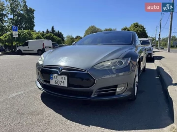 Авто Tesla Model S 2013 № 7669437
