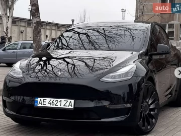 Авто Tesla Model Y 2021 № 7669491
