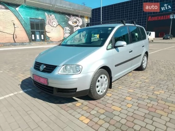 Авто Volkswagen Touran 2004 № 7669558