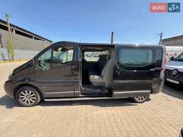 Авто Opel Vivaro 2011 № 7669629