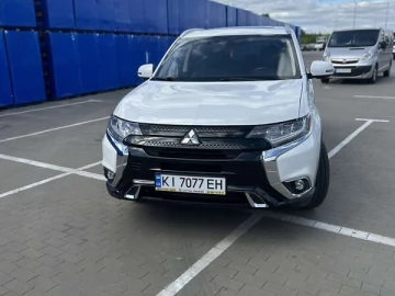 Авто Mitsubishi Outlander 2017 № 7669685