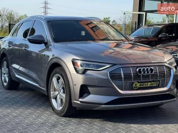 Авто Audi E-Tron 2019 № 7669714