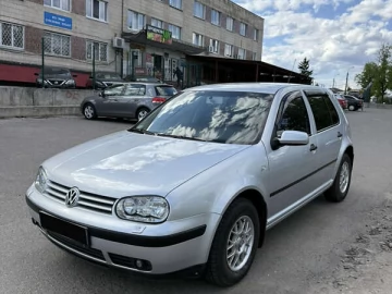 Авто Volkswagen Golf 2003 № 7669796